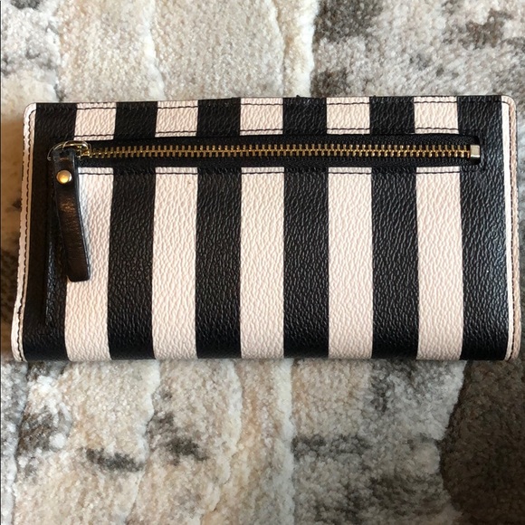 Kate Spade Wallet - Picture 2 of 3